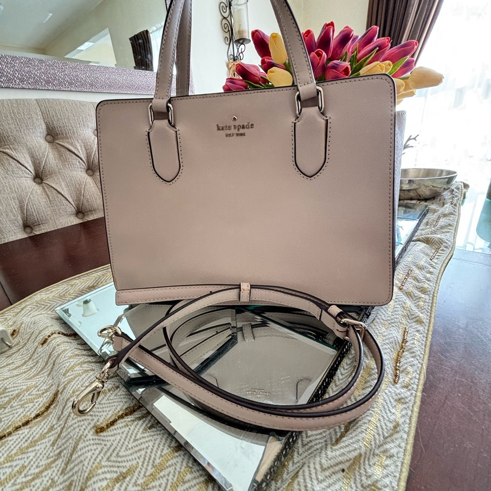 Kate Spade Light Pink Satchel like new - Picture 4 of 12